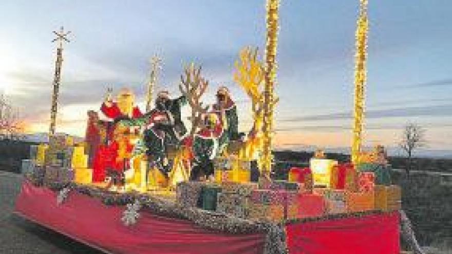 Las visitas de Papá Noel y los Reyes Magos vuelven a despertar la ilusión