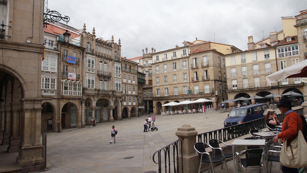 Vista de la Praza Maior de Ourense.