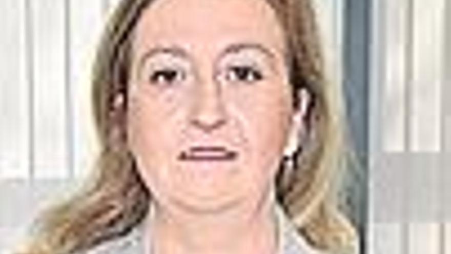 Nieves Fernández, en la gestión burocrática