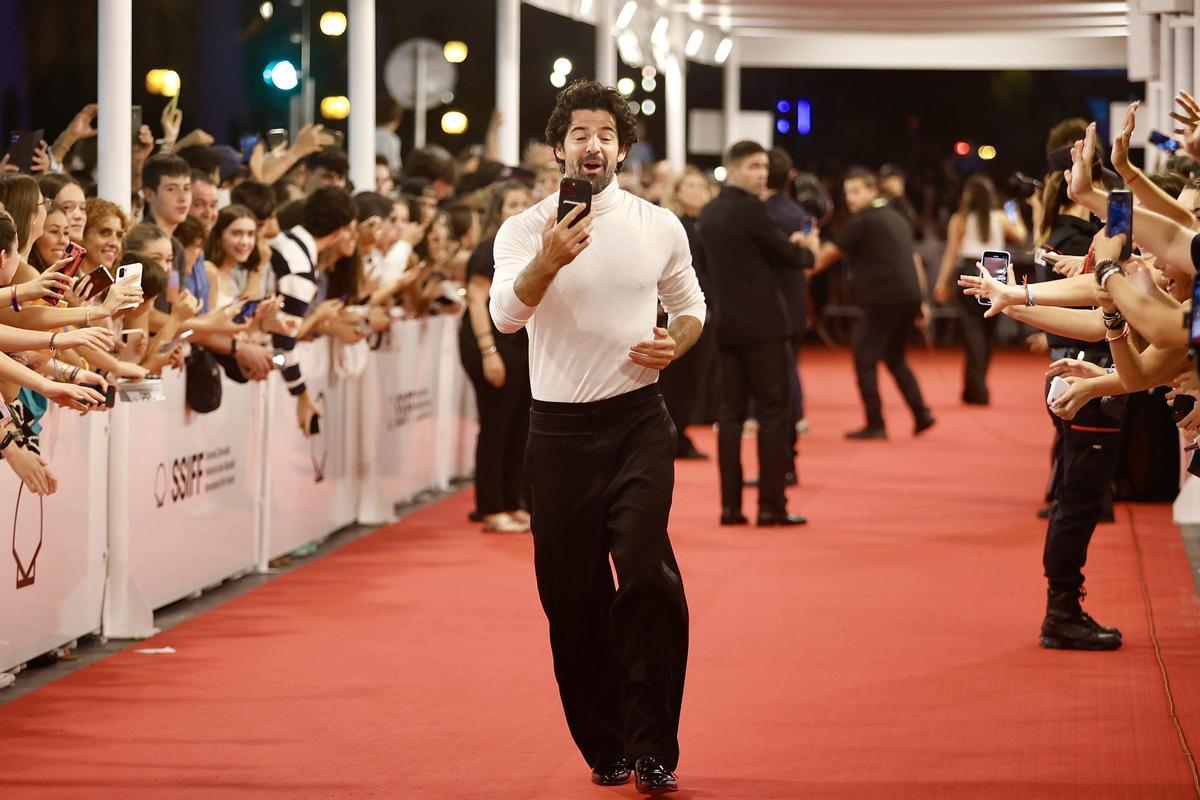 El actor Miguel Ángel Muñoz en la alfombra roja de la gala de clausura