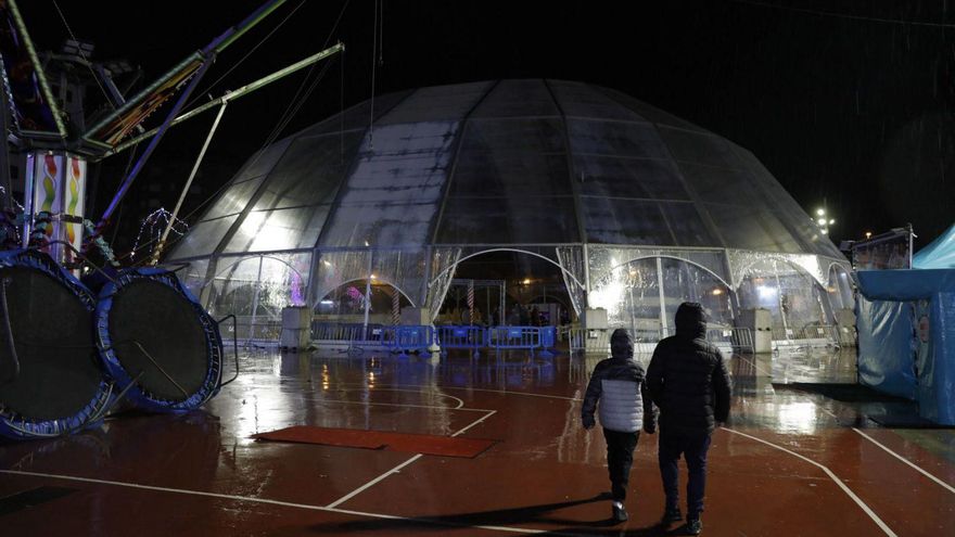 Avilés sube la apuesta de ocio navideño con la apertura de una carpa lúdica y un mercadillo