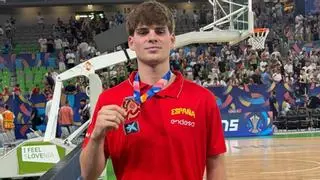 Álex Blanco se cuelga el bronce en el Eurobasket U20M