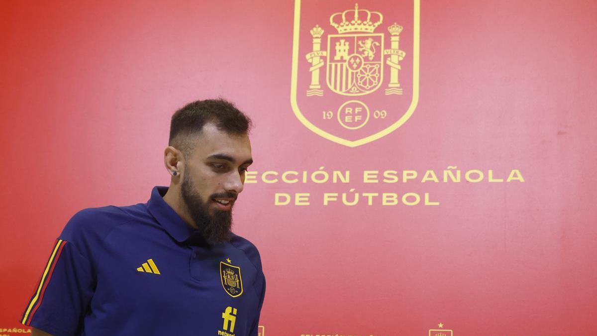 Borja Iglesias, con la selección española.