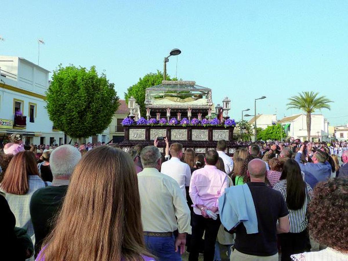 SANTÍSIMO CRISTO DE LAS AGUAS  CRUCIFICADO DEL LUNES SANTO EN VÍA CRUCIS.