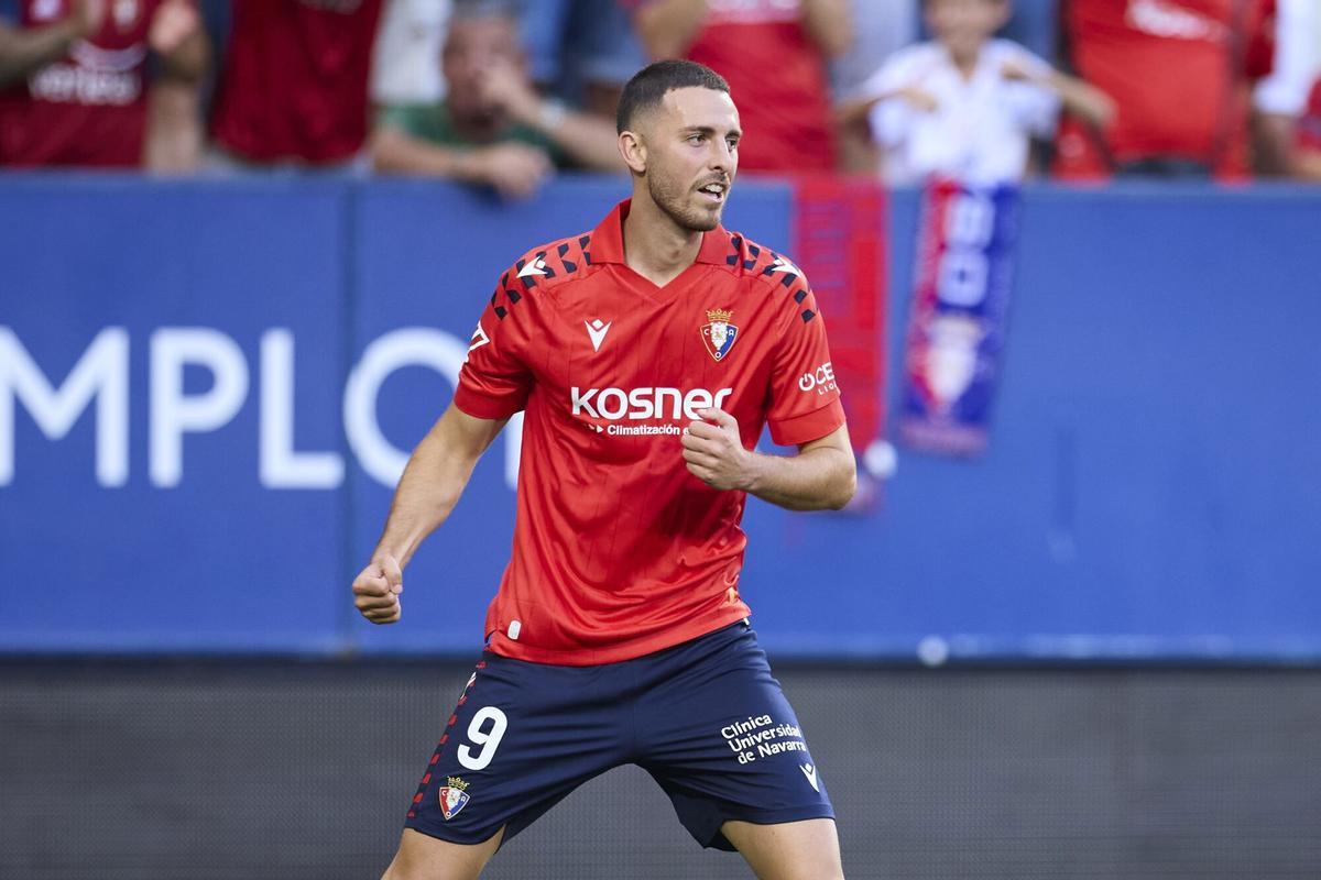 14/09/2025 Raul Garcia de Haro of CA Osasuna celebrates after scoring the team's first goal during the LaLiga EA Sports match between CA Osasuna and Rayo Vallecano at El Sadar on September 14, 2025, in Pamplona, Spain. DEPORTES Ricardo Larreina / AFP7 / Europa Press