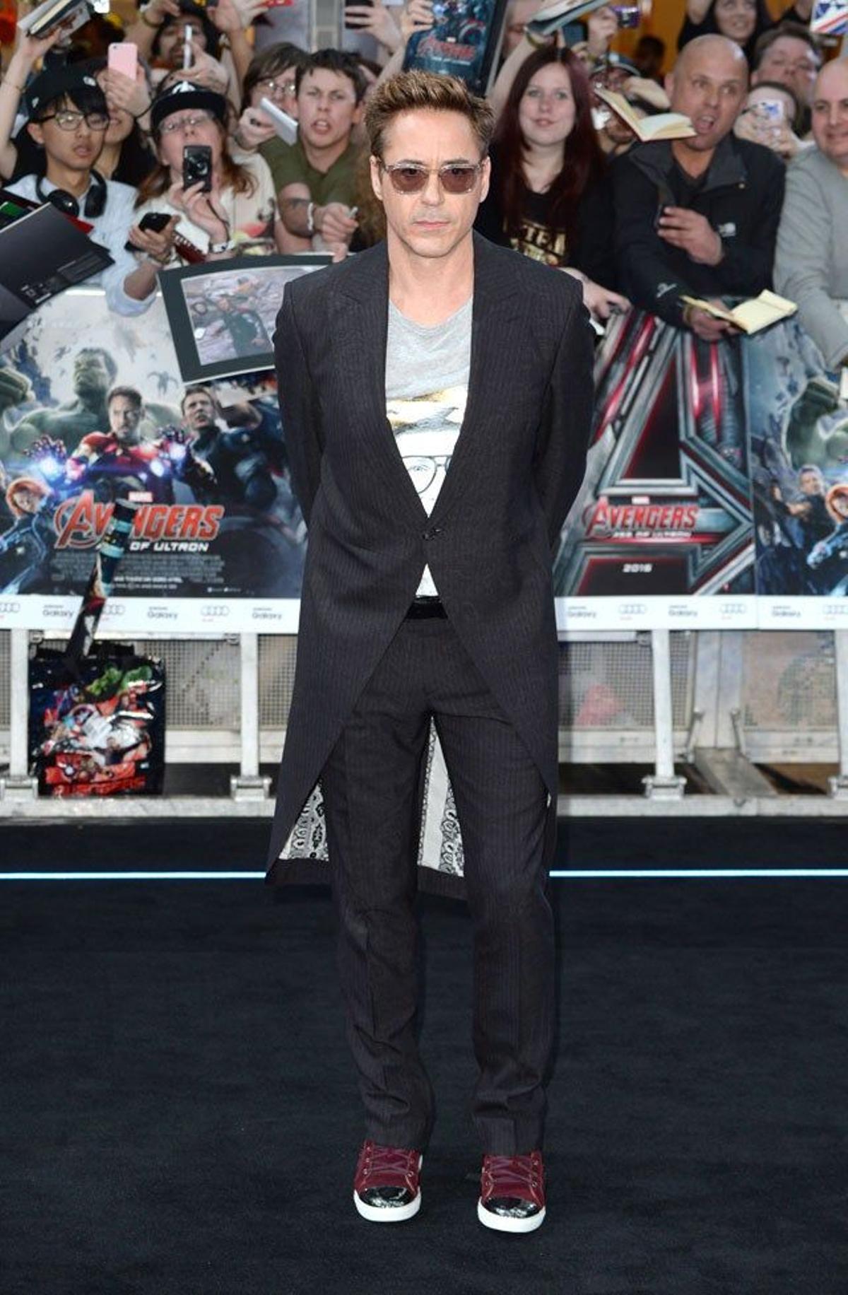 Robert Downey Jr. en el estreno londinense de 'Los Vengadores: la era de Ultrón'