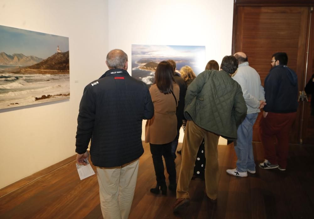 Un paseo por los faros gallegos de Ricardo Grobas