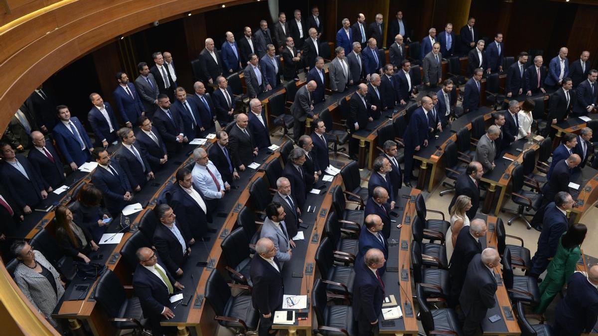 Parlamentarios en el Líbano durante el duodécimo intento de elegir a un presidente.