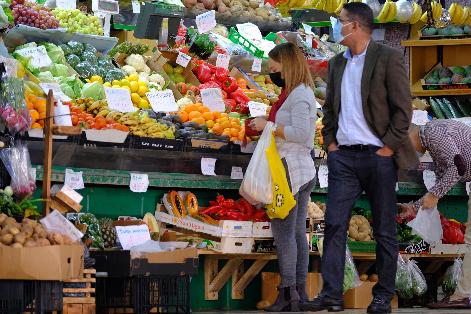 Compras para la cena de Nochebuena en el Mercado Central de Las Palmas de Gran Canaria