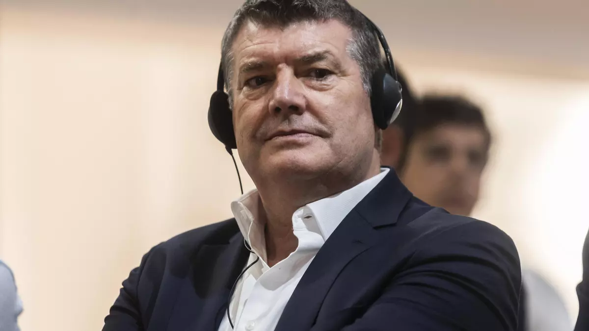 Las renovaciones de Javi Guerra, Diego López y César Tárrega deben esperar: Toca negociar