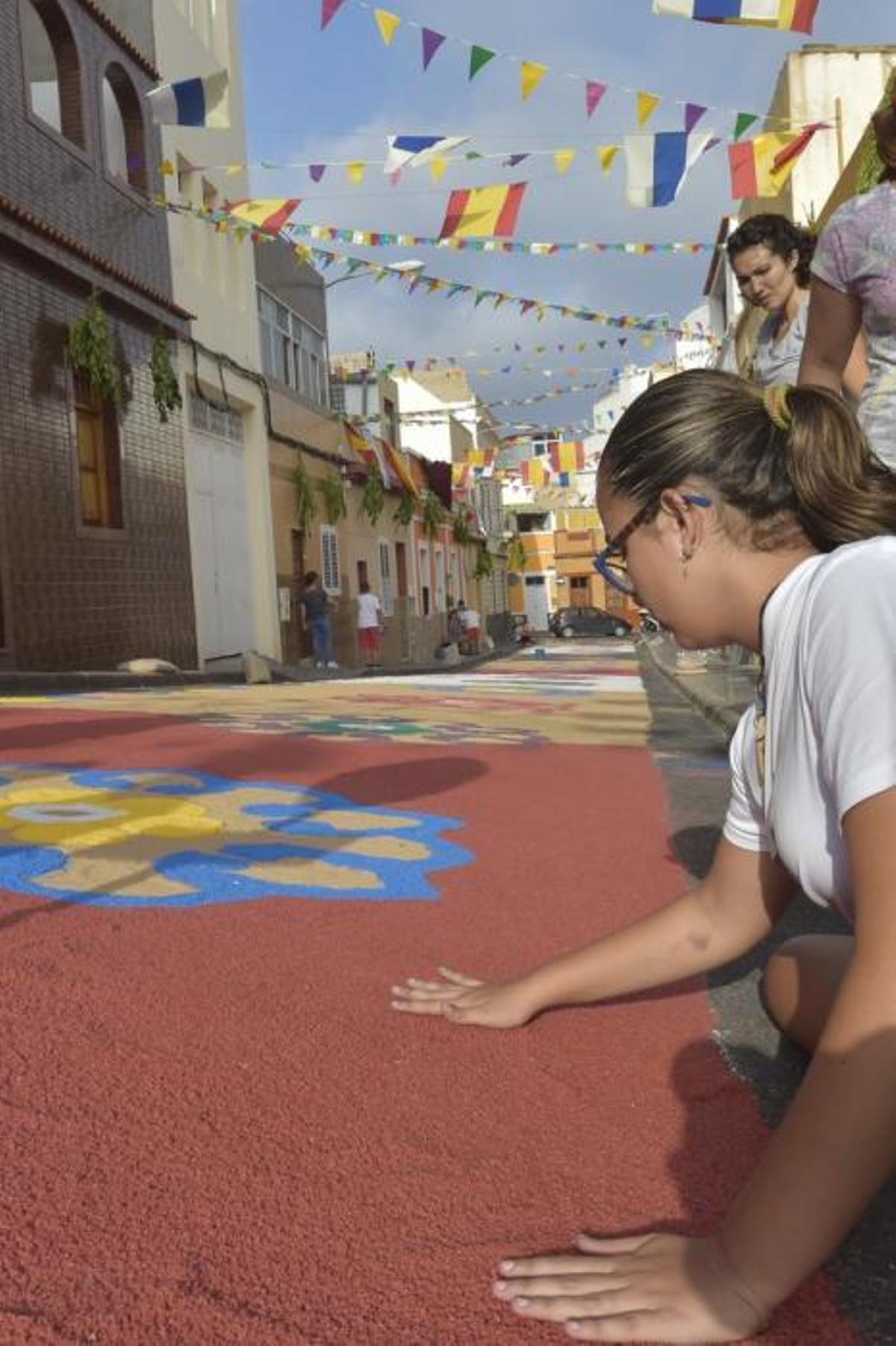 Alfombras por la fiesta de la Vingen del Carmen, ... Alfombras por la fiesta de la Vingen del Carmen, ...
