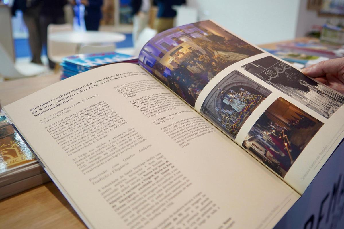 La guía de Semana Santa, en portugués.