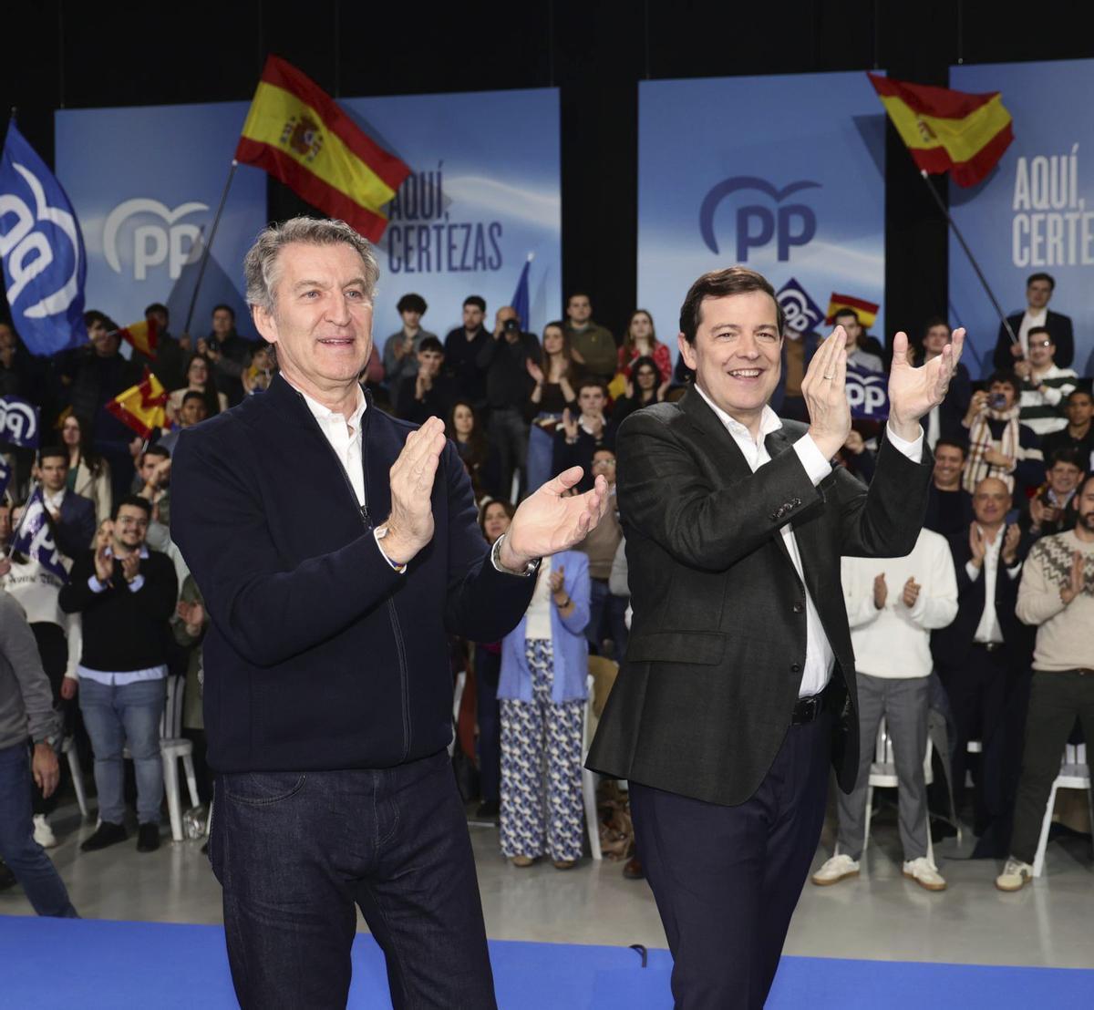 El PP i Vox, abocats a un inevitable pacte després del xoc en campanya