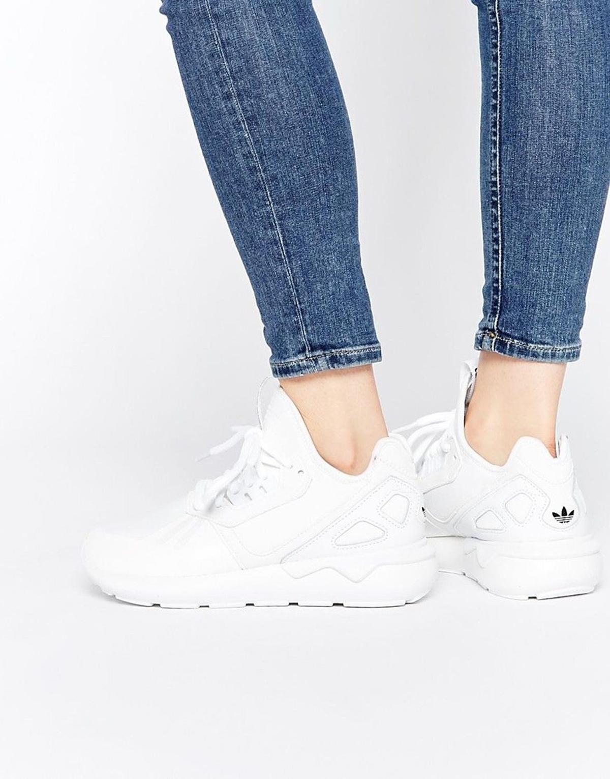 Deportivas blancas Adidas, Asos (87,99€)