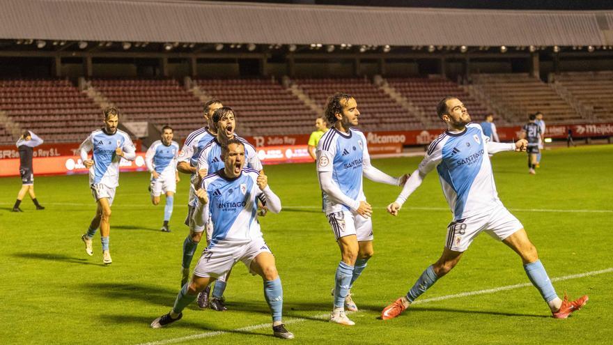 Agónico triunfo del Compostela ante el Noya Agónico triunfo del Compostela ante el Noya