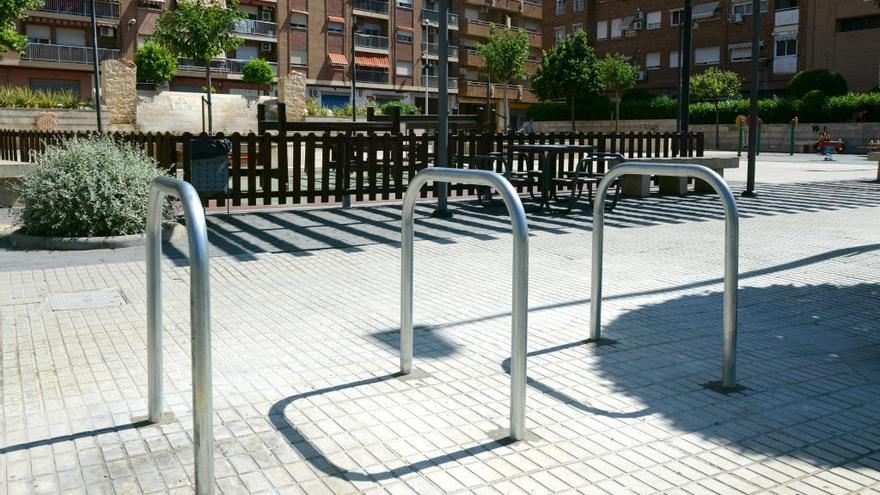 Paiporta instala 15 nuevos aparcamientos para bicicletas