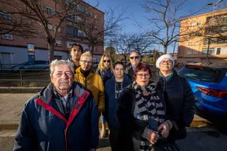 Unas 70 familias de Montcada i Reixac temen que sus pisos se vean afectados por un futuro hospital: "No sabemos nada"
