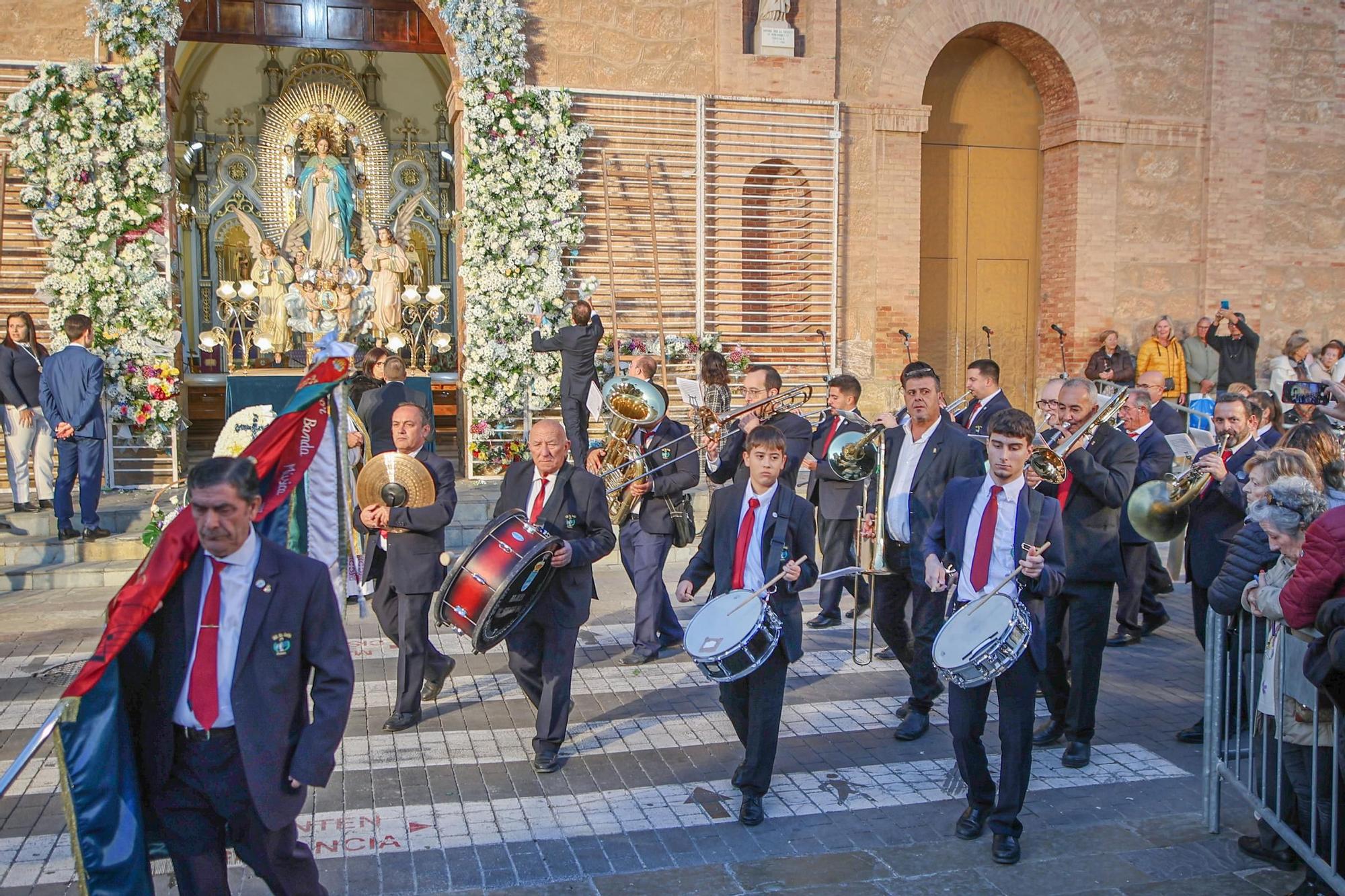 Ofrenda Floral a la Purísima en Torrevieja 2023