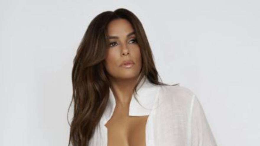Eva Longoria celebra su 50 cumpleaños con un atrevido posado