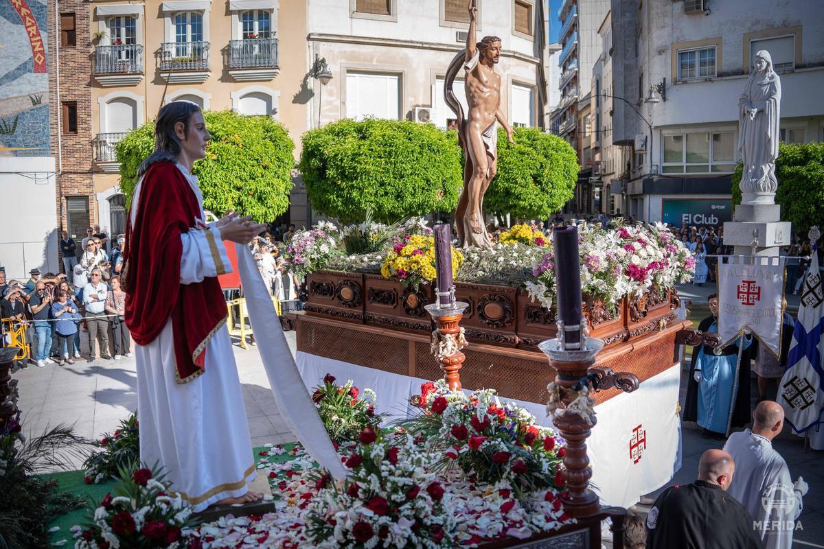 Fotogalería | Mérida despide su Semana Santa con el júbilo del Resucitado Fotogalería | Mérida despide su Semana Santa con el júbilo del Resucitado