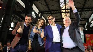 Salvador Illa, Jordi Hereu, Marta Farrés y Pol Gibert, en el mitin del PSC en Sabadell