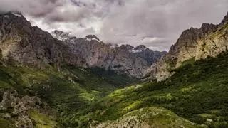 La ruta de senderismo favorita de Jesús Calleja no es la Ruta del Cares: es un "lugar privilegiado” con "la mejor puesta de sol de España"
