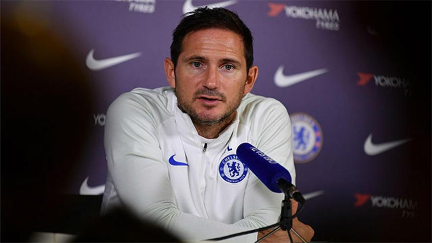 Lampard, sobre el racismo contra Abraham: "Es asqueroso"