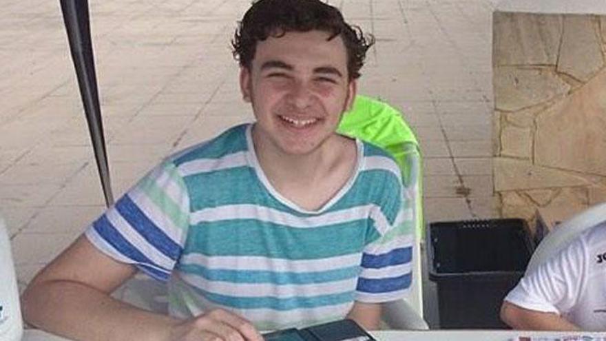 Conmoción por la muerte de un  joven de 17 años por leucemia en la Colònia de Sant Jordi