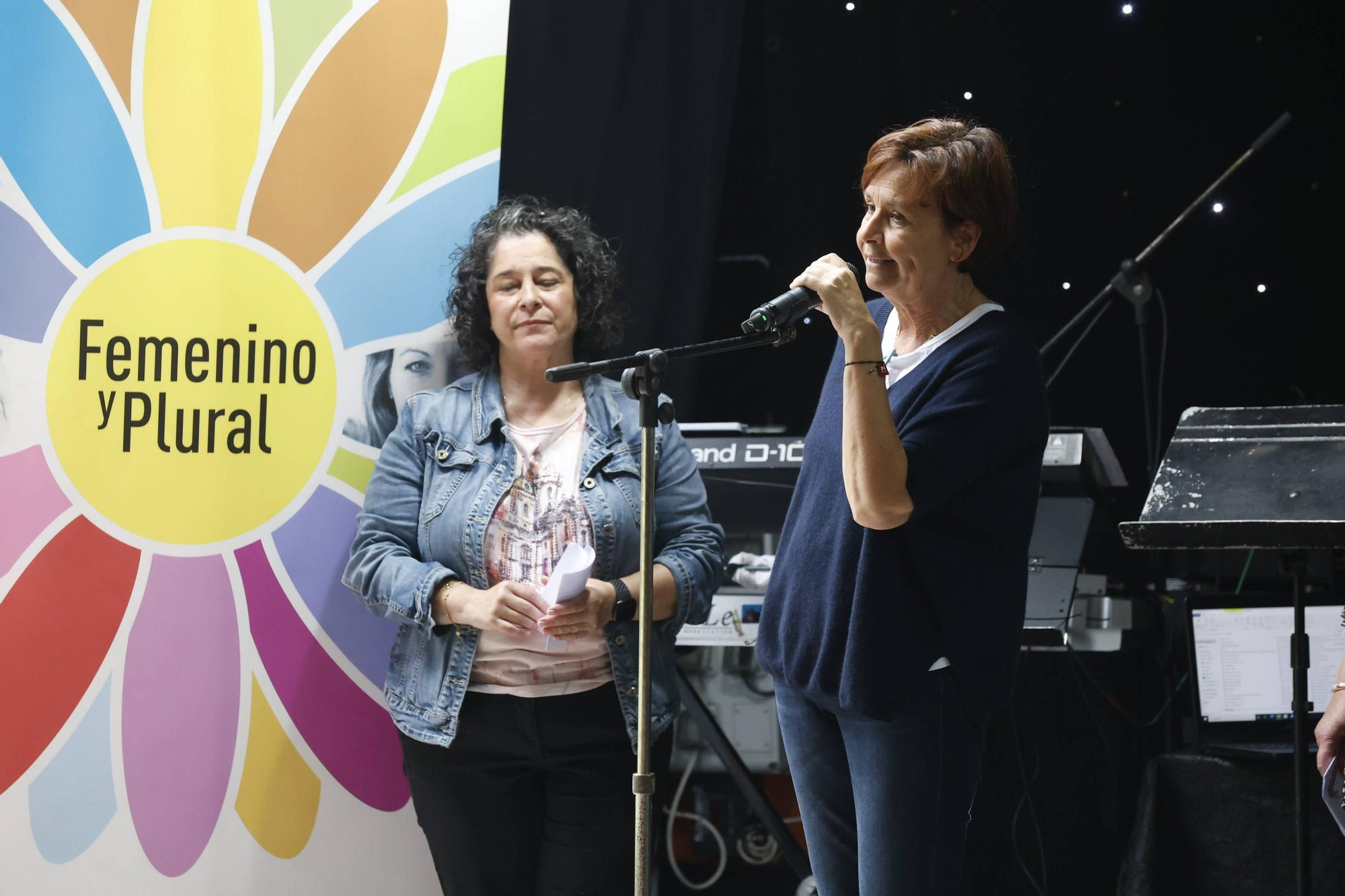 Así fue la fiesta "Femenino y Plural" en Gijón con 600 mujeres en el Muséu del Pueblu d'Asturies (en imágenes)