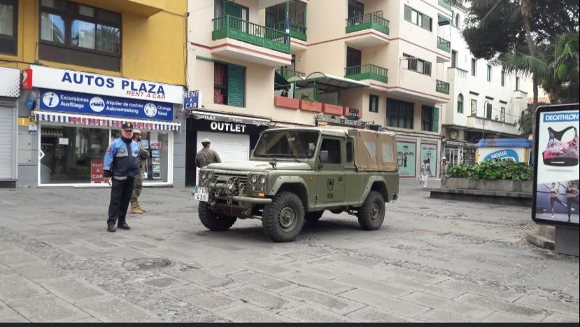 Controlmilitares y Policía en Puerto de la Cruz