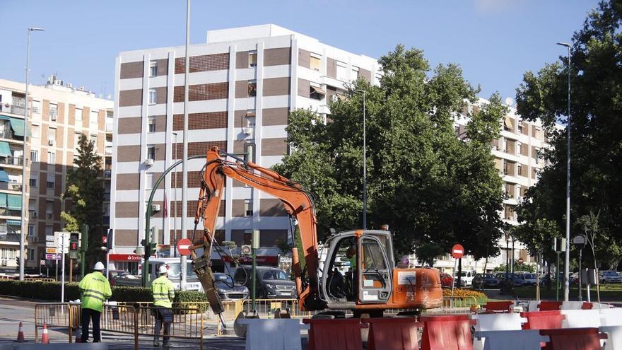 Comienzan los cortes de tráfico en la avenida del Aeropuerto de Córdoba por varias obras