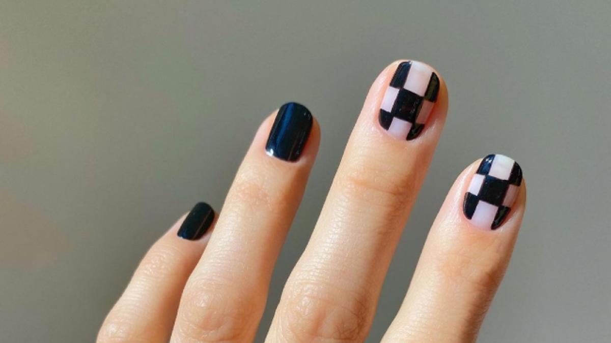 La manicurista Betina Goldstein se ha apuntado al diseño chess