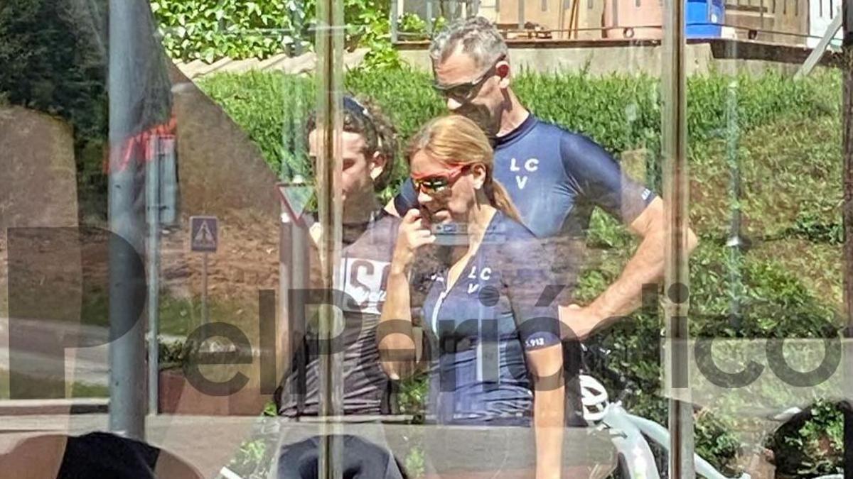 Iñaki Urdangarín y Ainhoa Armentia, escapada ciclista en Catalunya