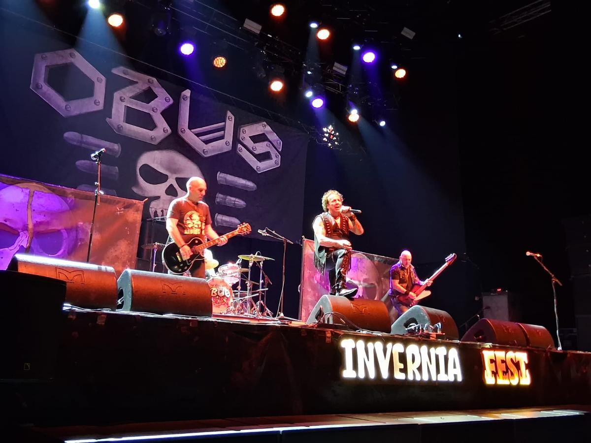 La agrupación Obús, tocando el sábado por la noche en el Invernia Fest de Pontevedra.
