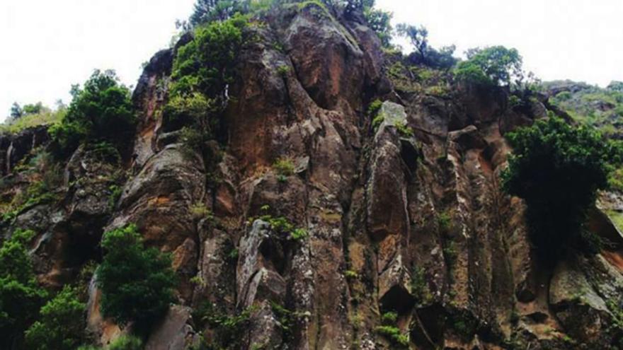 Cambio de normas para permitir escalar en el Barranco del Agua, en La Palma