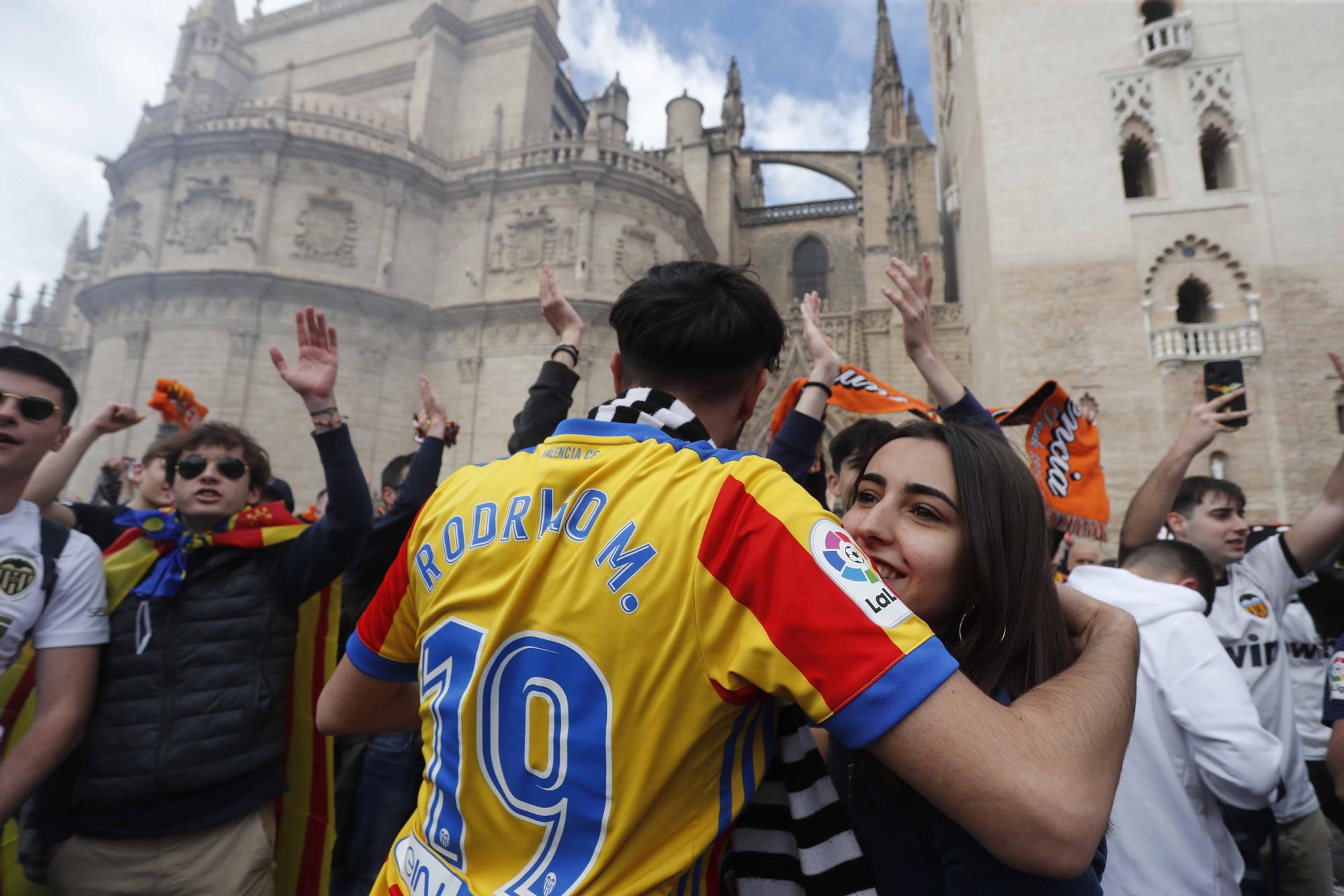 El valencianismo toma Sevilla: así está la ciudad