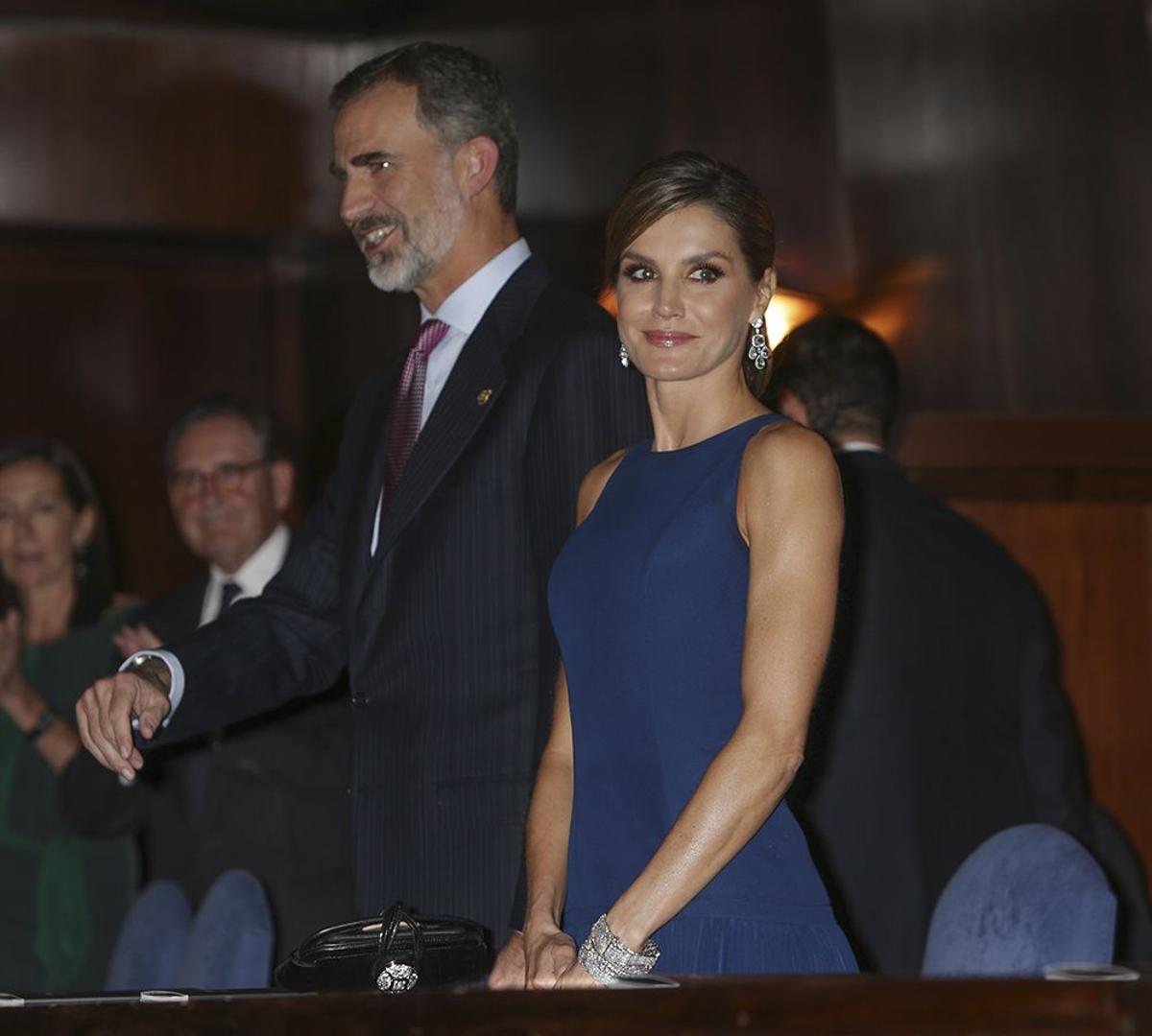 Letizia Ortiz luce un estupendo bronceado que le favore mucho