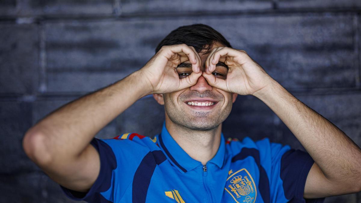Pedri: «Seguimos siendo favoritos: vamos a por el Mundial»