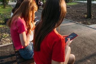 TikTok lanza nuevos recursos para proteger la salud mental de sus usuarios