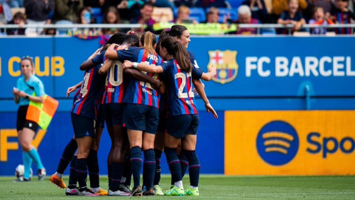 Celebración de las futbolistas azulgranas