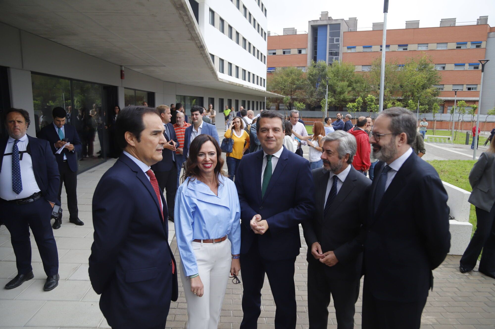 Entrega de las llaves de los apartamentos de Sama Naharro