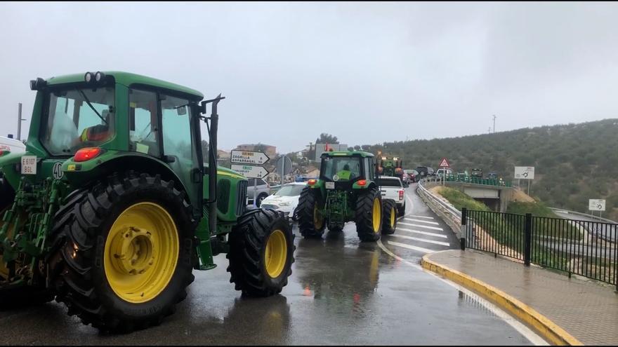 Cinco tractoradas pondrán en jaque este viernes el tráfico en las carreteras de Córdoba