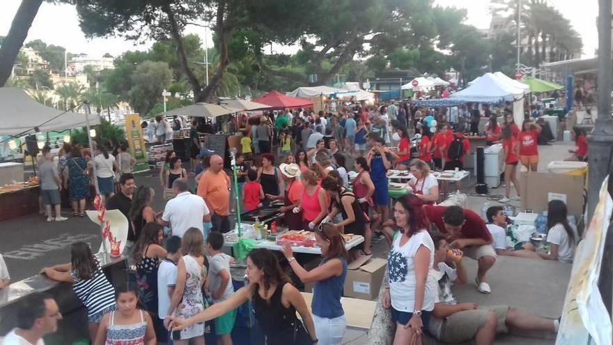 Porto Cristo disfruta de su Fira Nocturna