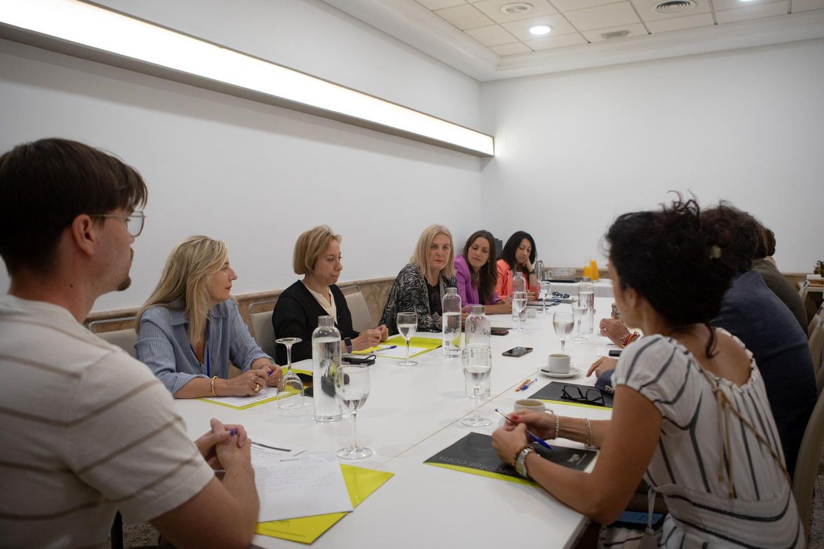 Participantes de la mesa redonda organizada por La Opinión y la Autoridad Portuaria de Cartagena.