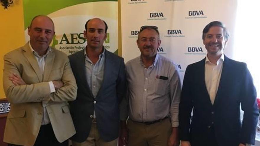 Convenio entre BBVA y Aesagri