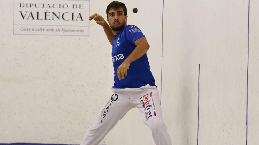 Francés va perdre contra Pere en el passat Campionat Individual.