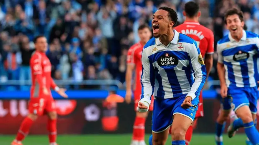 Resumen, goles y highlights del RC Deportivo 2 - 0 Córdoba CF de la jornada 33 de LaLiga Hypermotion