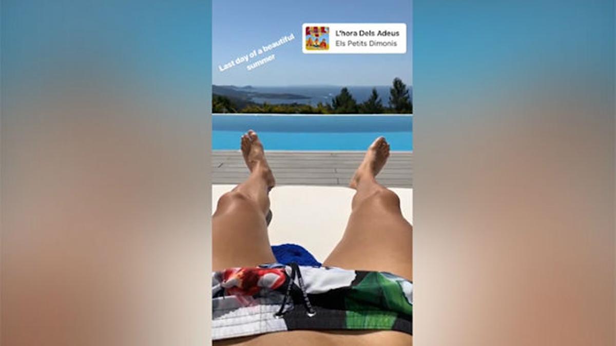 Cesc Fábregas disfruta de sus vacaciones en Ibiza