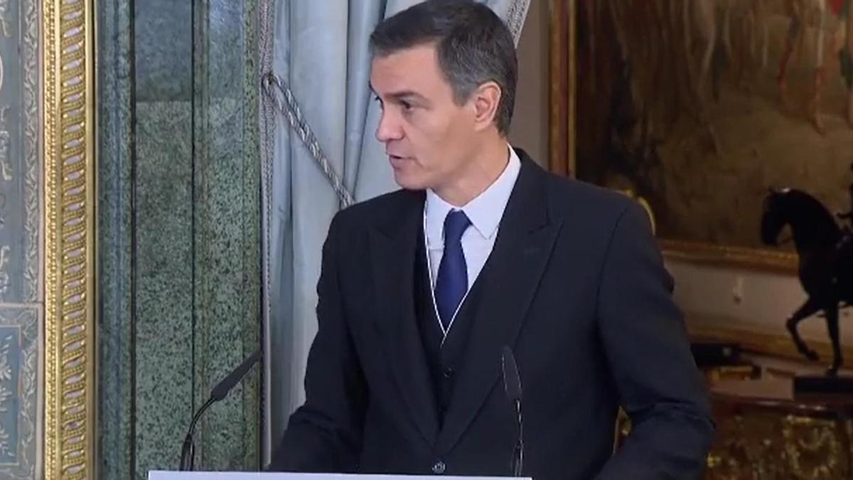 El presidente del Gobierno en funciones, Pedro Sánchez, durante el acto de jura de la Constitución por parte de la princesa Leonor.