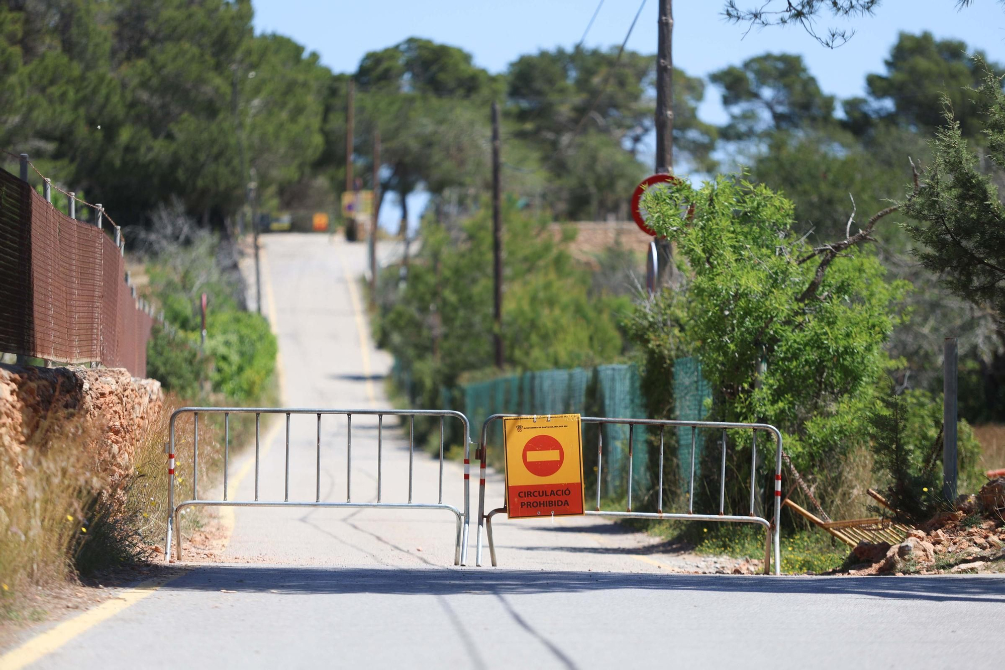 S’Aigua Blanca seguirá abierta pese al riesgo de desprendimientos